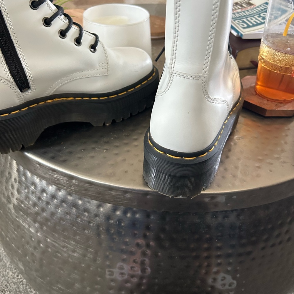 Dr Martens - Picture 6 of 6